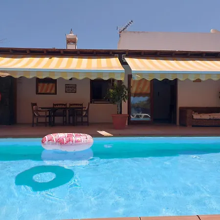 Chloe * بلايا بلانكا